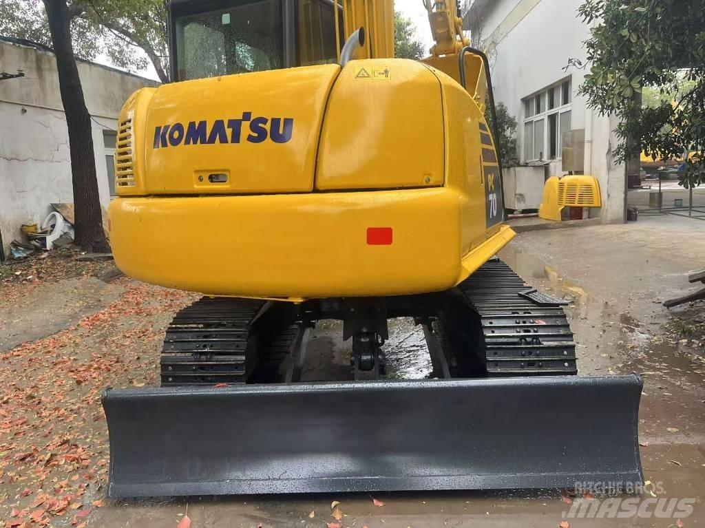 Komatsu PC 70 حفارات زحافة