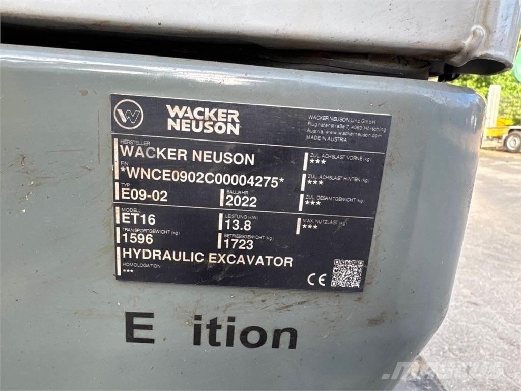Wacker Neuson ET16 حفارات زحافة