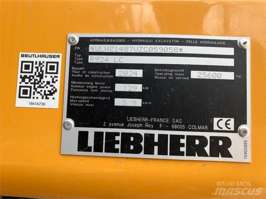 Liebherr R924 حفارات زحافة