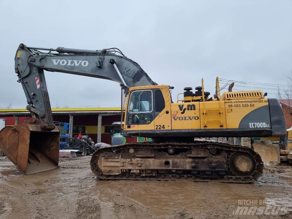 Volvo EC 700 B LC حفارات زحافة