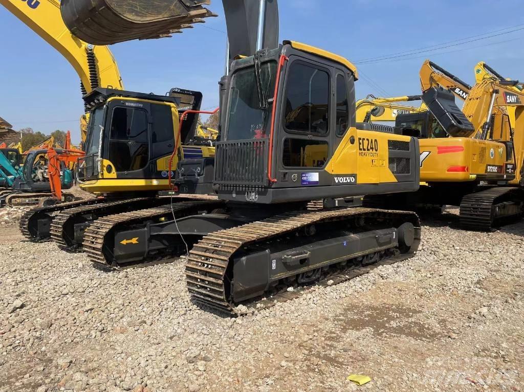 Volvo ec240 حفارات طويلة الذراع