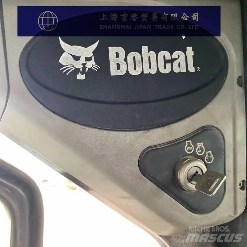 Bobcat s 160 لوادر انزلاقية التوجيه