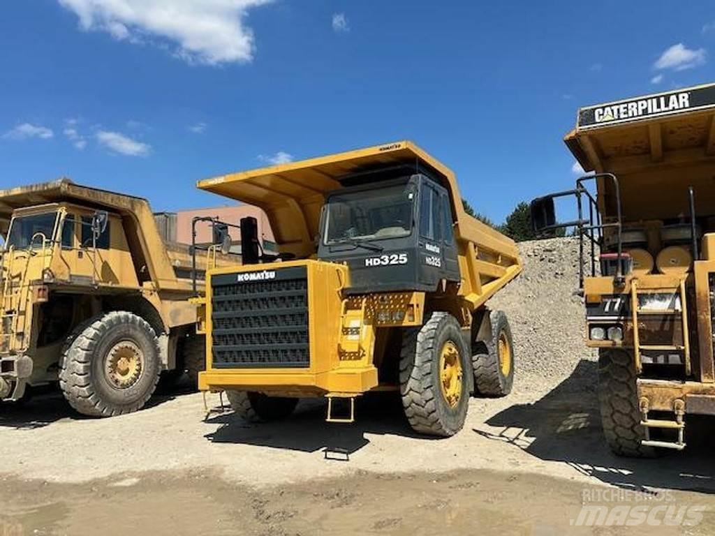Komatsu HD325-6KE عربات نقل قلابة للمواقع