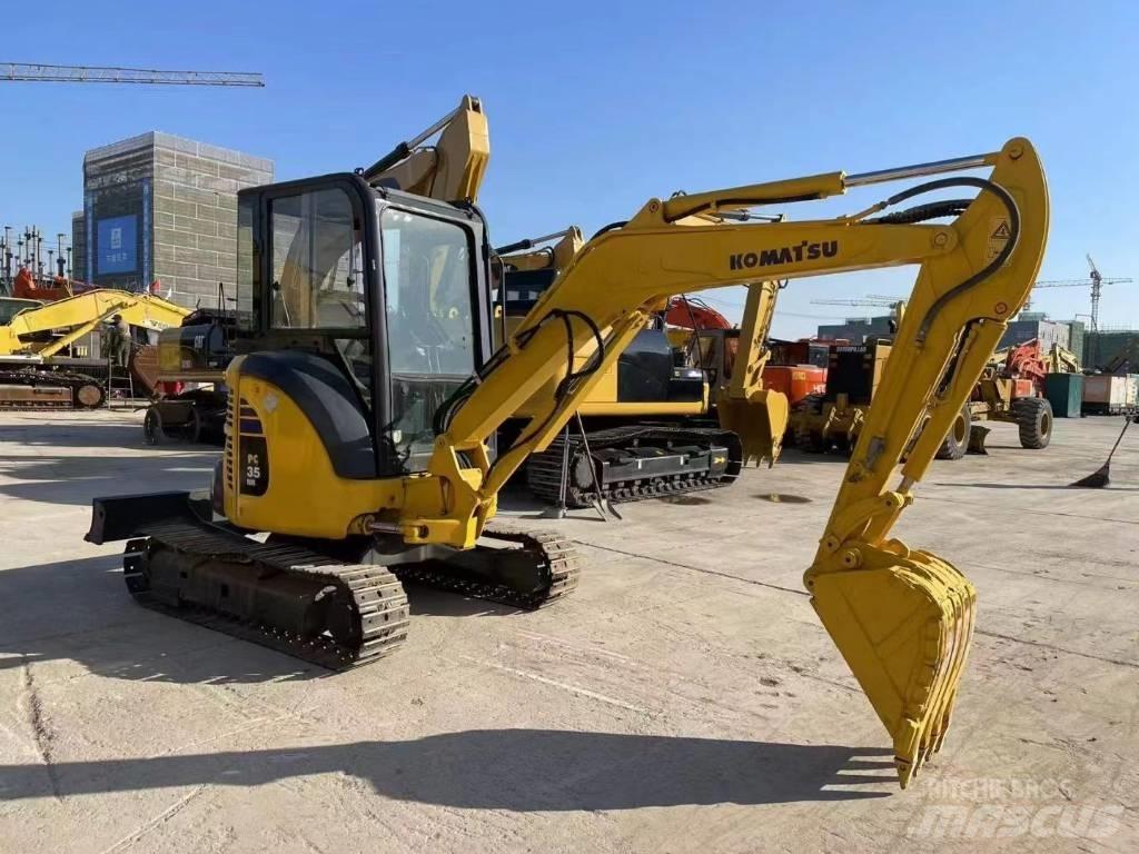 Komatsu PC 35 حفارات صغيرة أقل من 7 طن (حفارات صغيرة)