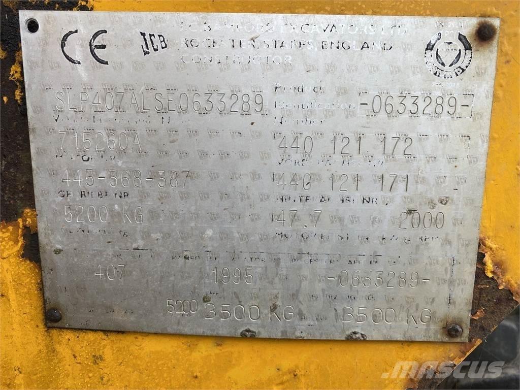 JCB 407 لوادر متعددة الأغراض