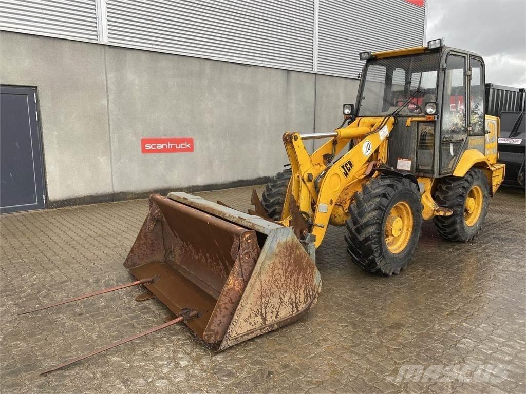 JCB 407 لوادر متعددة الأغراض