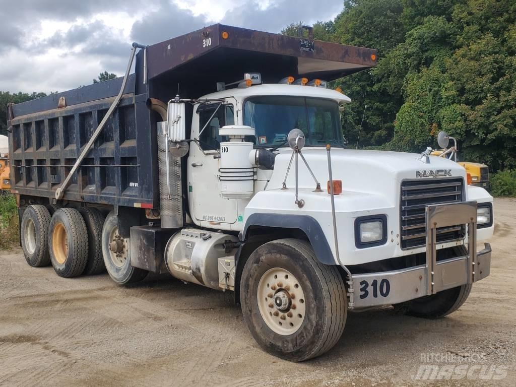 Mack RD 688 S شاحنات قلابة