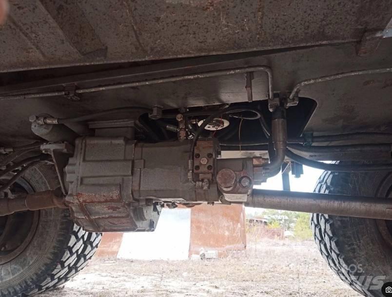 Atlas 1604 حفارات بعجل