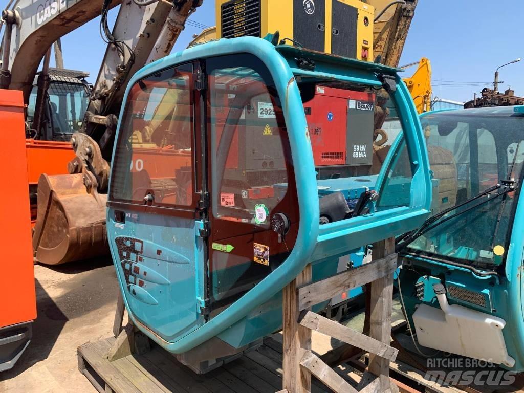 Manitou MT 932 CABIN كابينة والداخلية