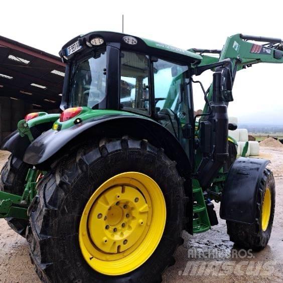 John Deere 6120M الجرارات