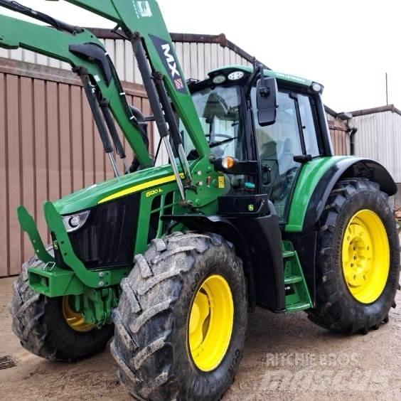 John Deere 6120M الجرارات