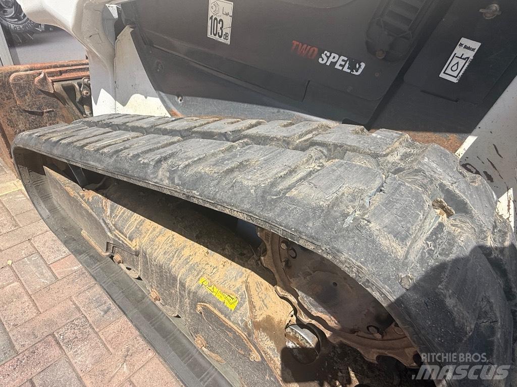 Bobcat T 66 لوادر زحافة