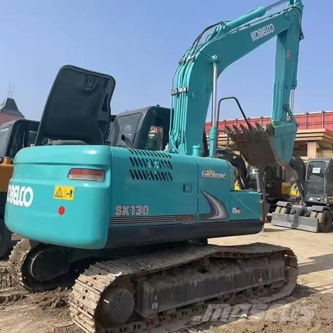 Kobelco Sk130 حفارات زحافة
