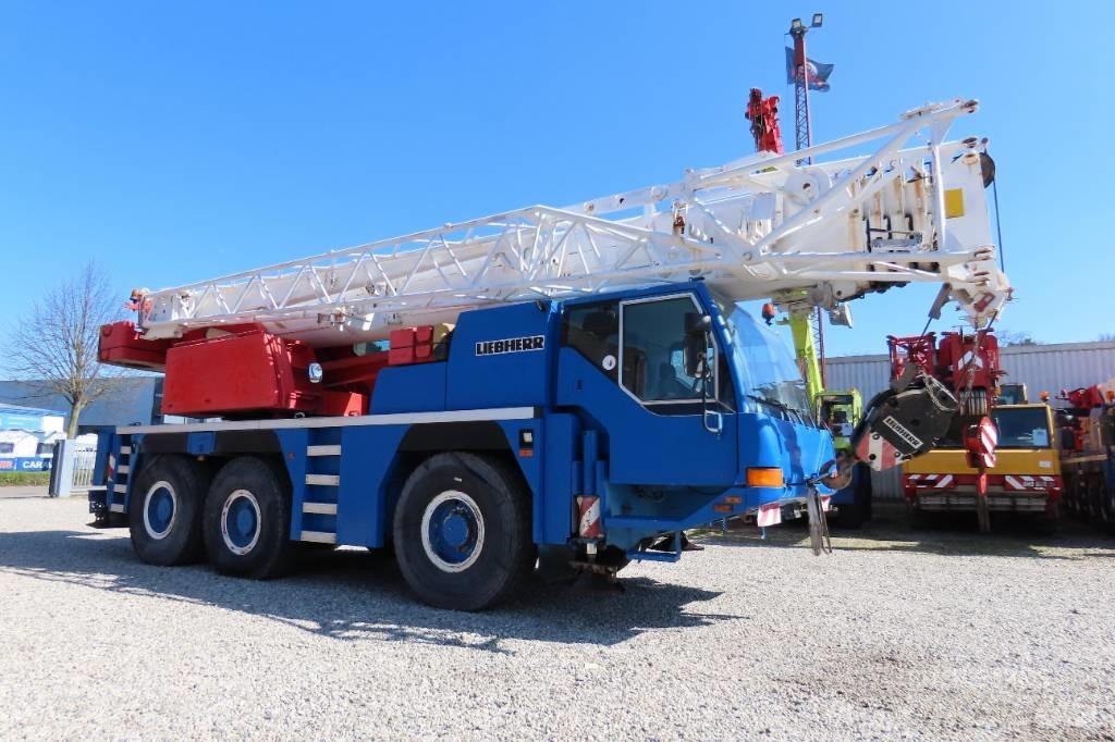 Liebherr LTM 1055-1 رافعات صالحة لكل أنواع الطرق