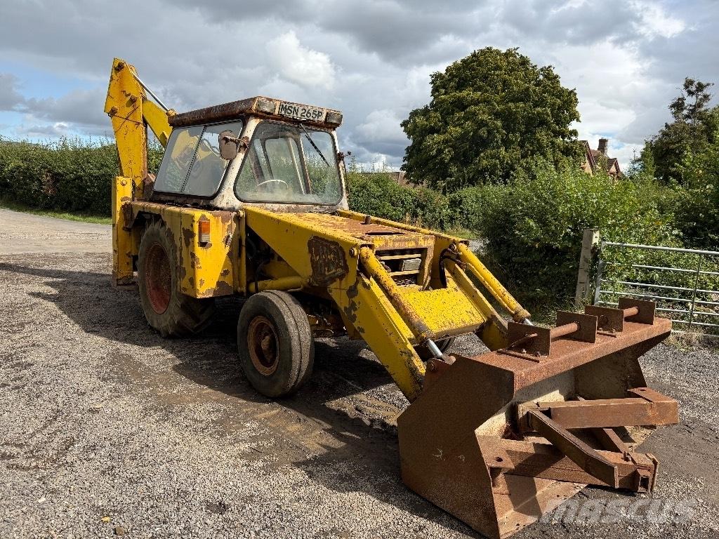 JCB 3 C II لوادر ذات جرافات عكسية
