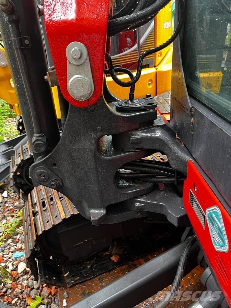 Kubota U 55-4 حفارات صغيرة أقل من 7 طن (حفارات صغيرة)