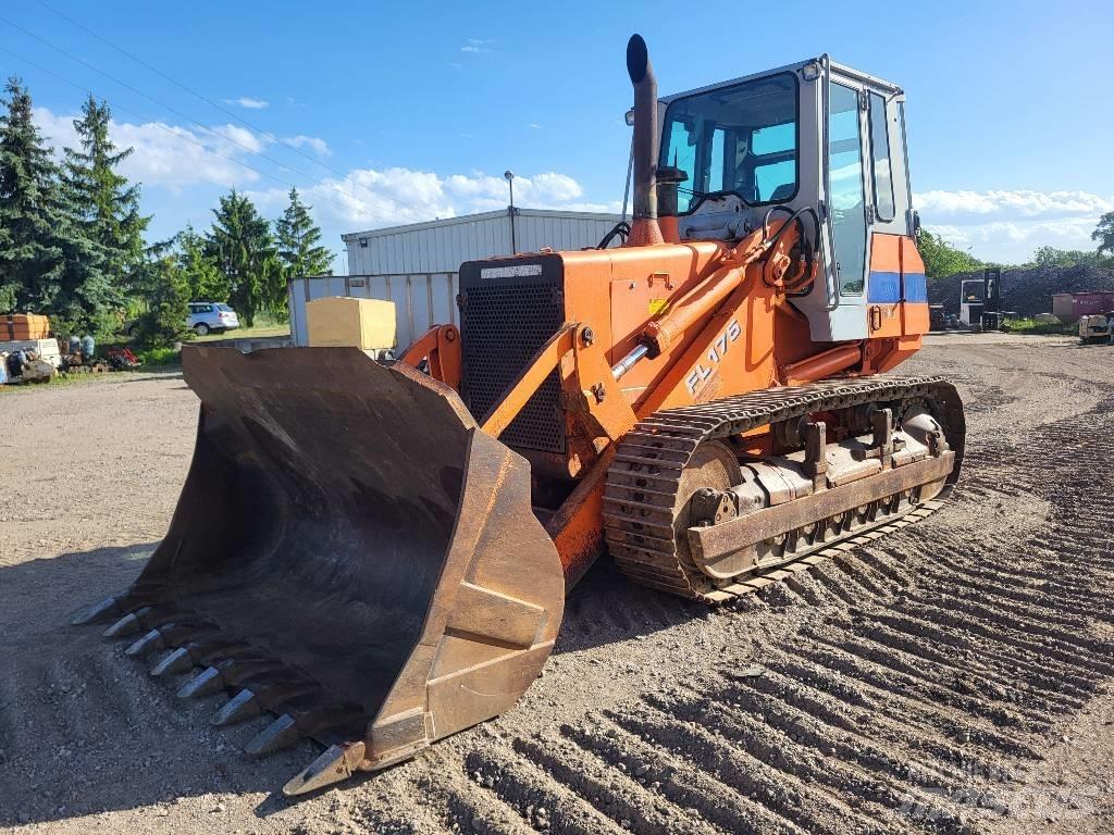 Fiat-Hitachi FL175 لوادر زحافة