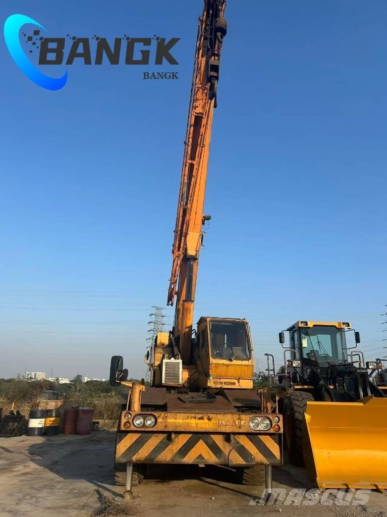 Kato KR 25 H رافعات الطرق الوعرة