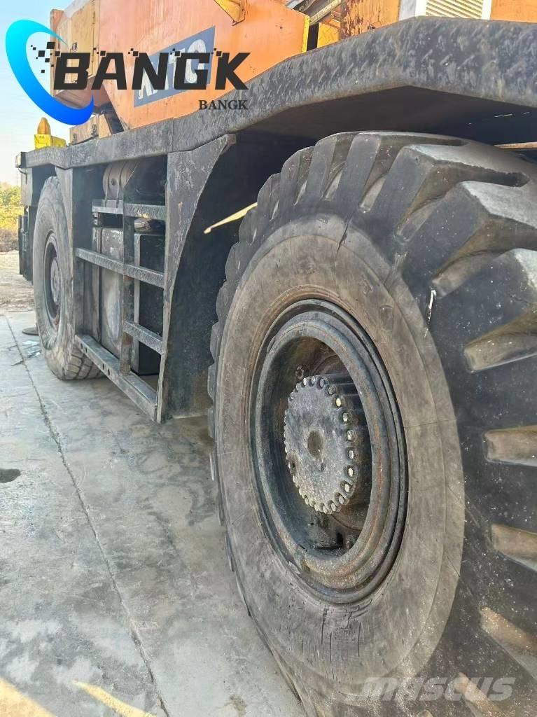 Kato KR 25 H رافعات الطرق الوعرة