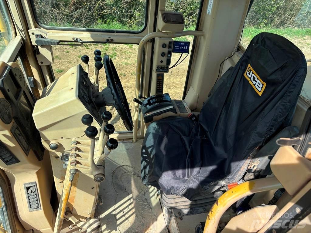 CAT 120 H NA معدات تمهيد الطرق