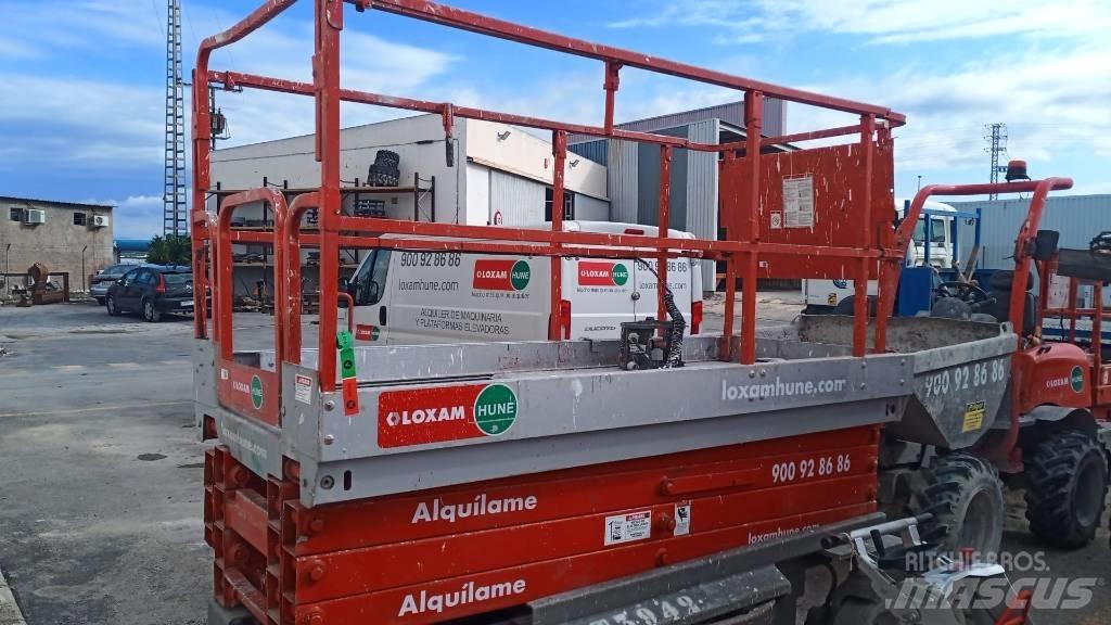 JLG 3246 ES رافعات مقصية الشكل