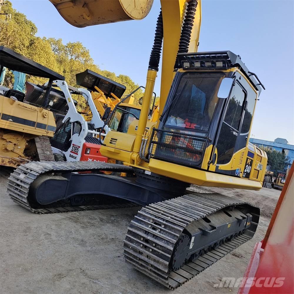 Komatsu PC 240 حفارات زحافة