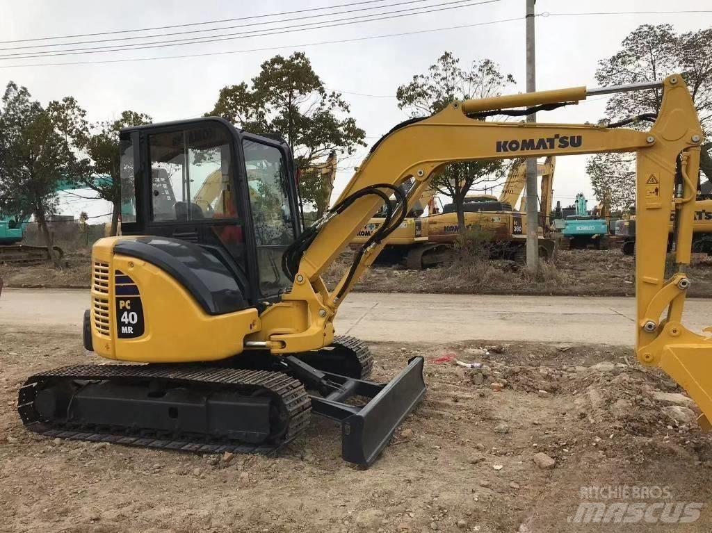 Komatsu PC 40 MR حفارات صغيرة أقل من 7 طن (حفارات صغيرة)