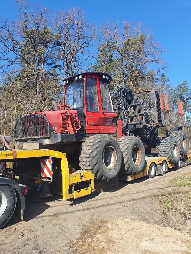 Komatsu 895 شاحنات