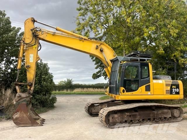 Komatsu PC 210 LC-8 حفارات زحافة