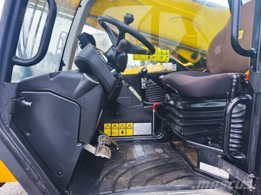 JCB 533-105 مناولات متداخلة