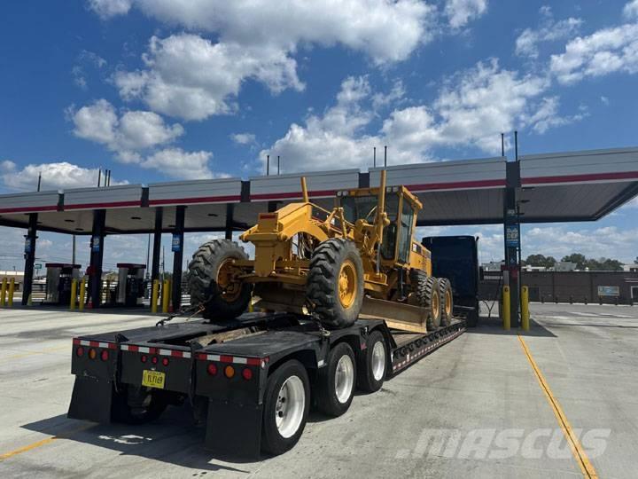 CAT 140 H معدات تمهيد الطرق