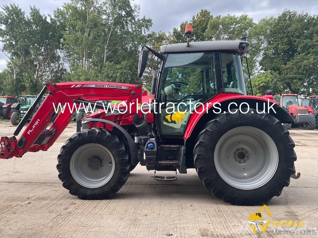 Massey Ferguson 5713 الجرارات