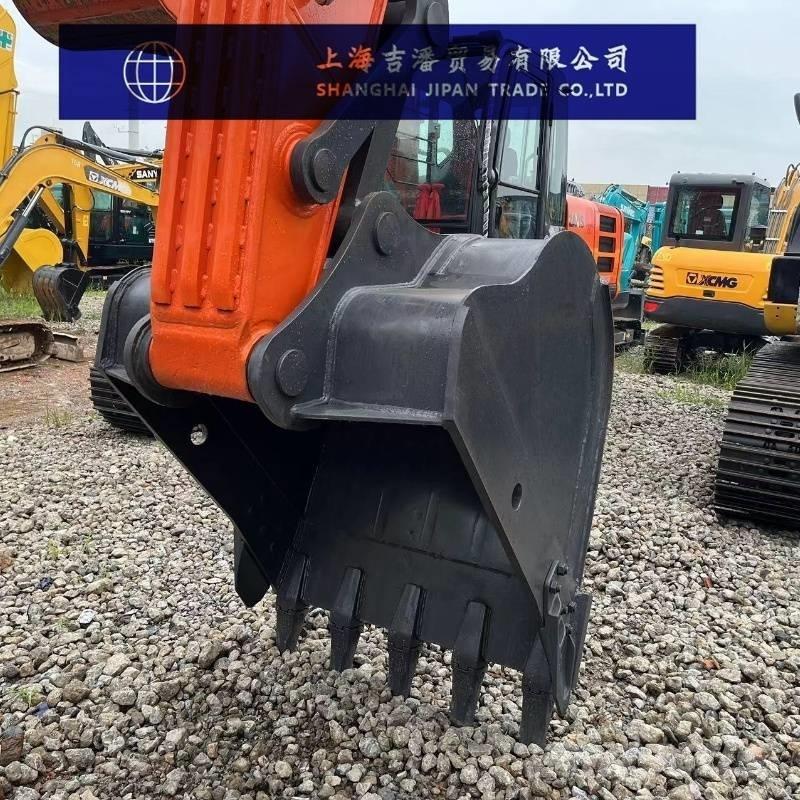Doosan DX 225 حفارات زحافة