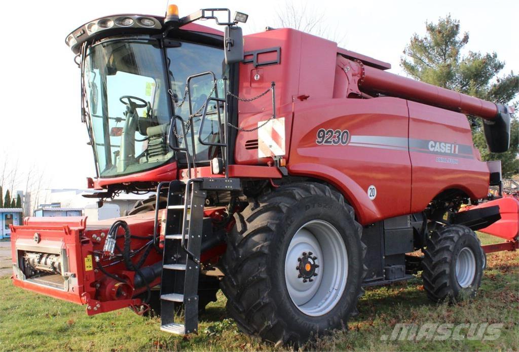 Case IH AF 9230 حصادات