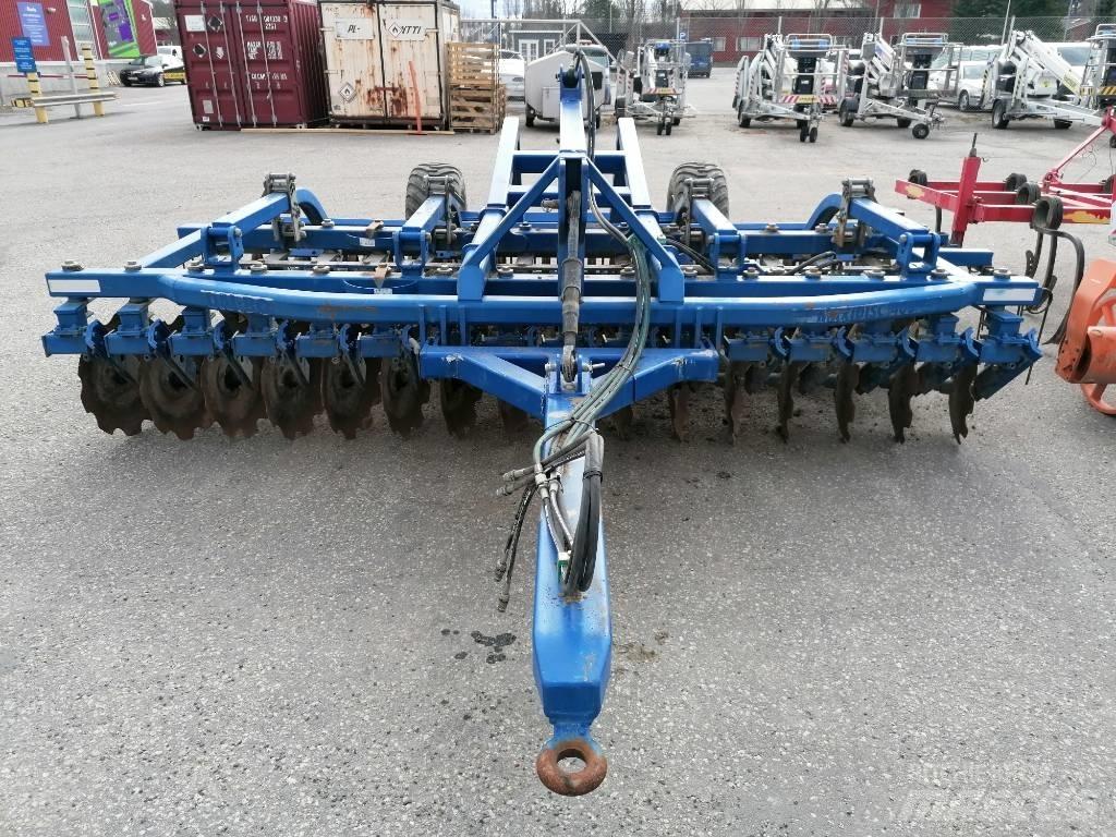 Dal-Bo MaxiDisc 400 زحافات ساحقة
