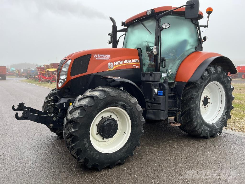 New Holland T7.200 الجرارات