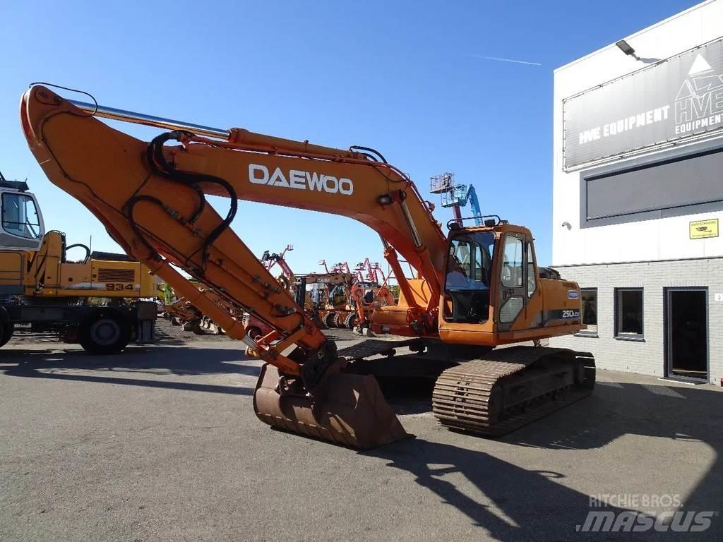 Daewoo SL250LC-V حفارات زحافة