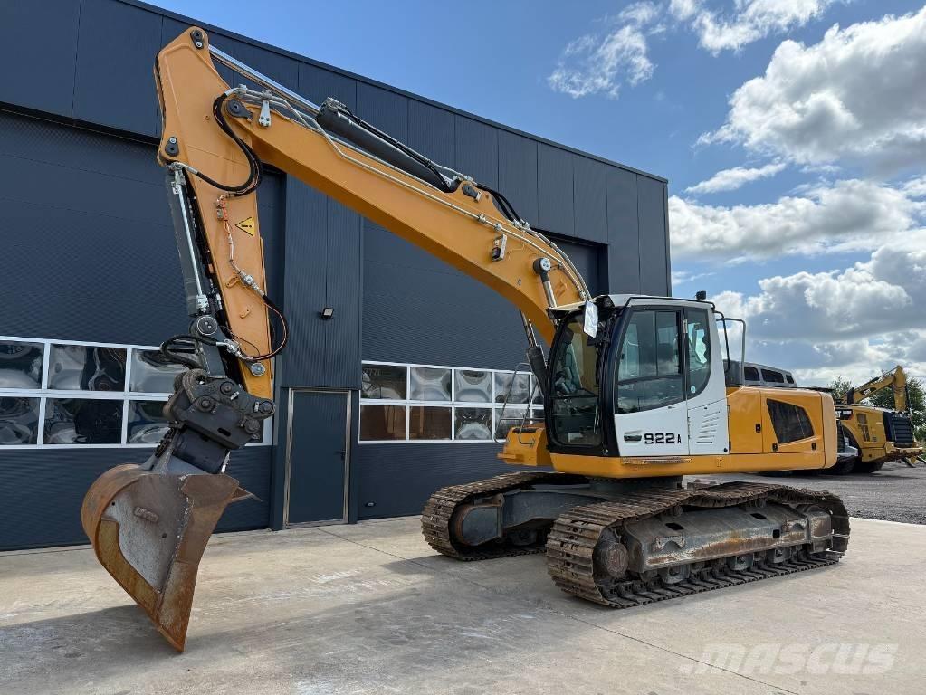 Liebherr R 922 LC حفارات زحافة