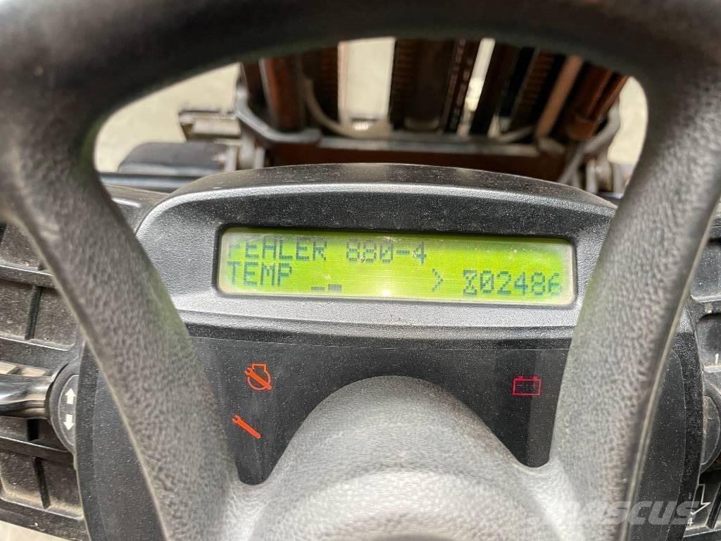 Yale GLP 35 VX شاحنات LPG