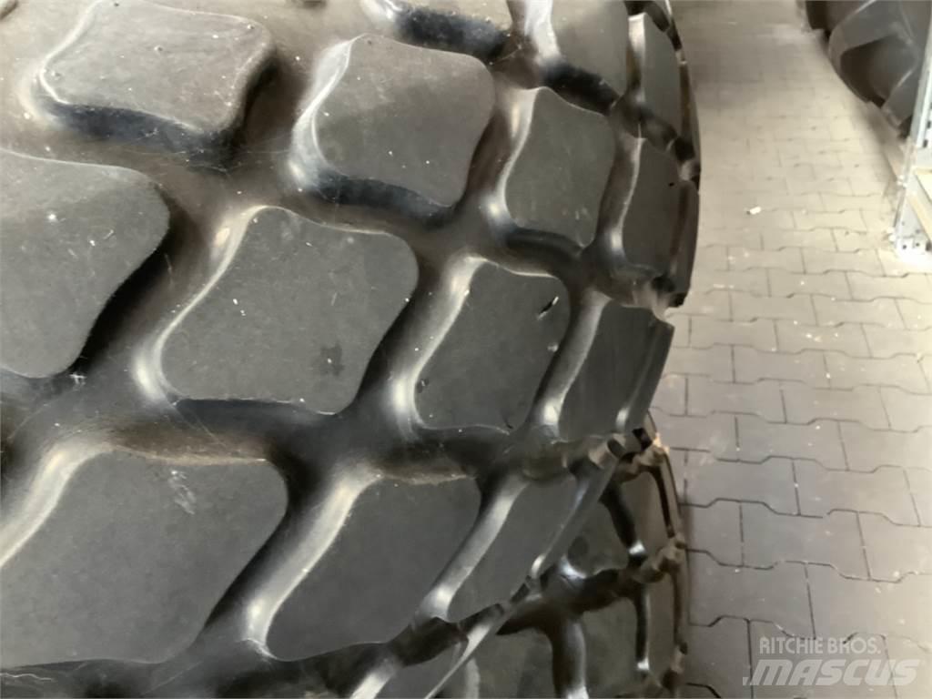 Mitas 18.4-30 ماكينات زراعية أخرى
