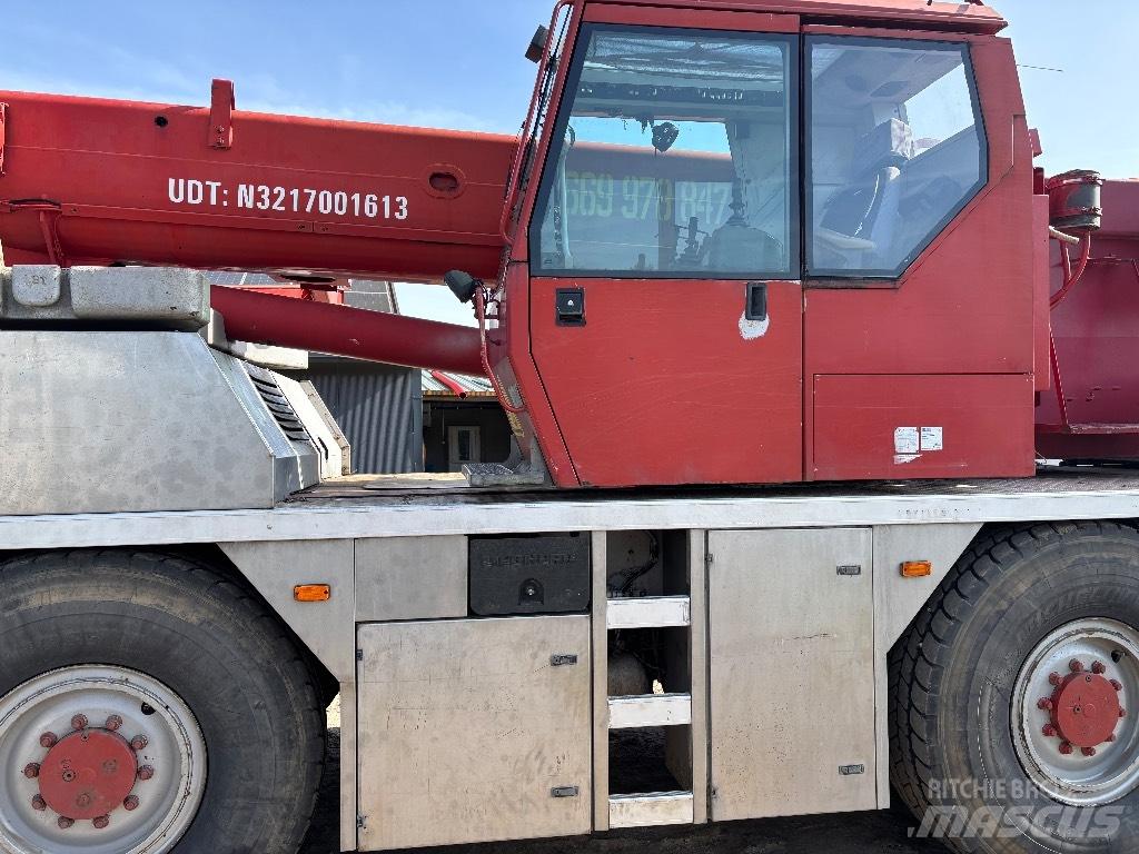 Liebherr LTM 1030 رافعات صالحة لكل أنواع الطرق