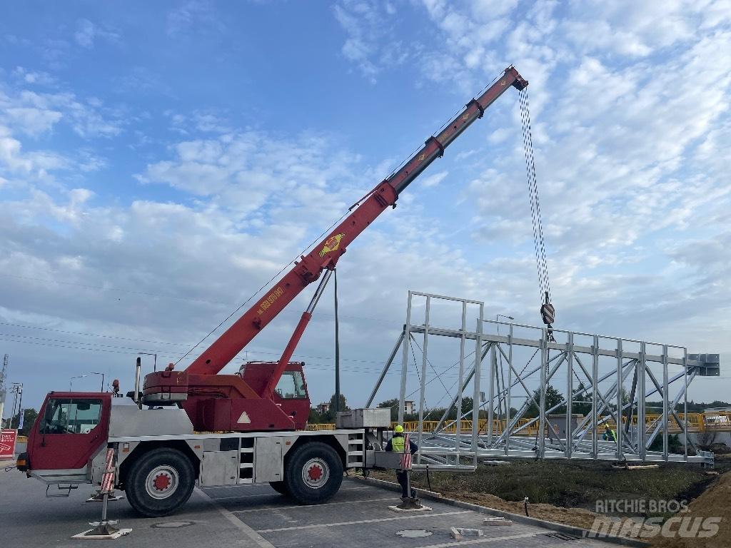Liebherr LTM 1030 رافعات صالحة لكل أنواع الطرق
