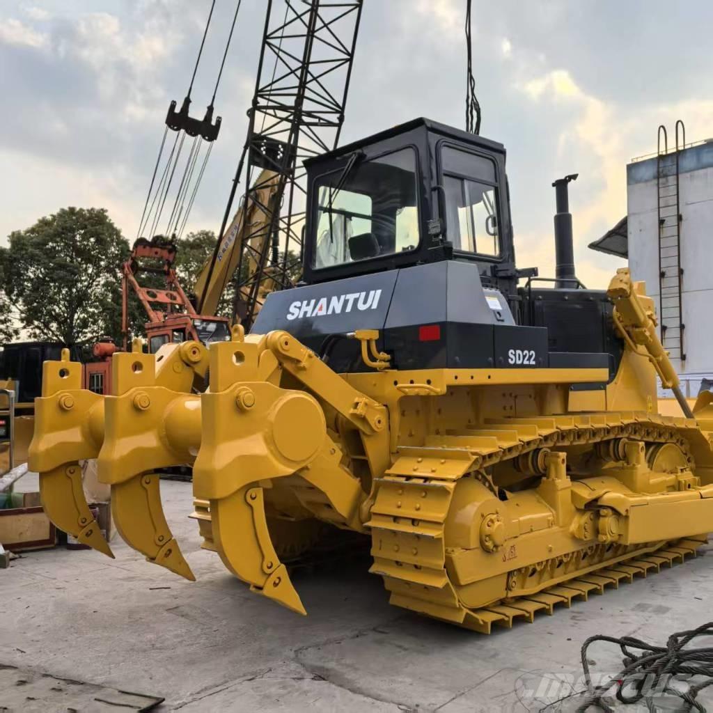 Shantui SD 22 بلدوزرات مجنزرة