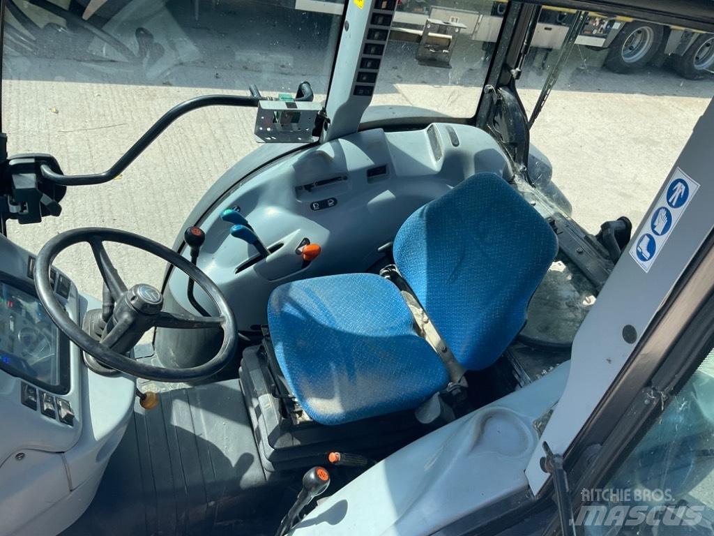 New Holland T 4050 F الجرارات