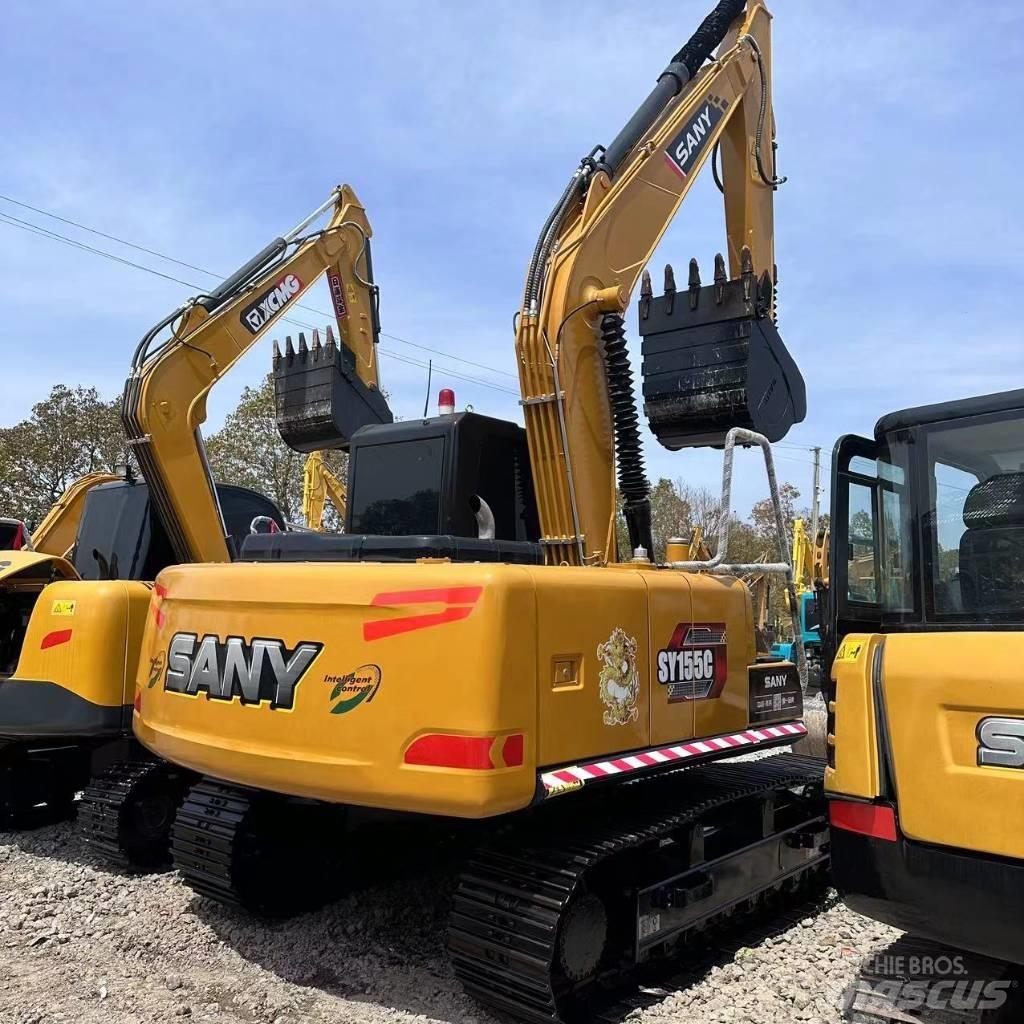 Sany SY 155 C حفارات زحافة