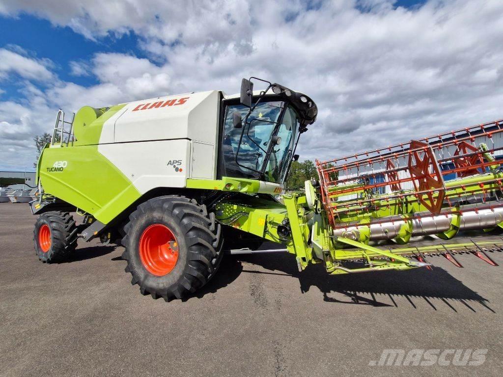 CLAAS Tucano 430 حصادات
