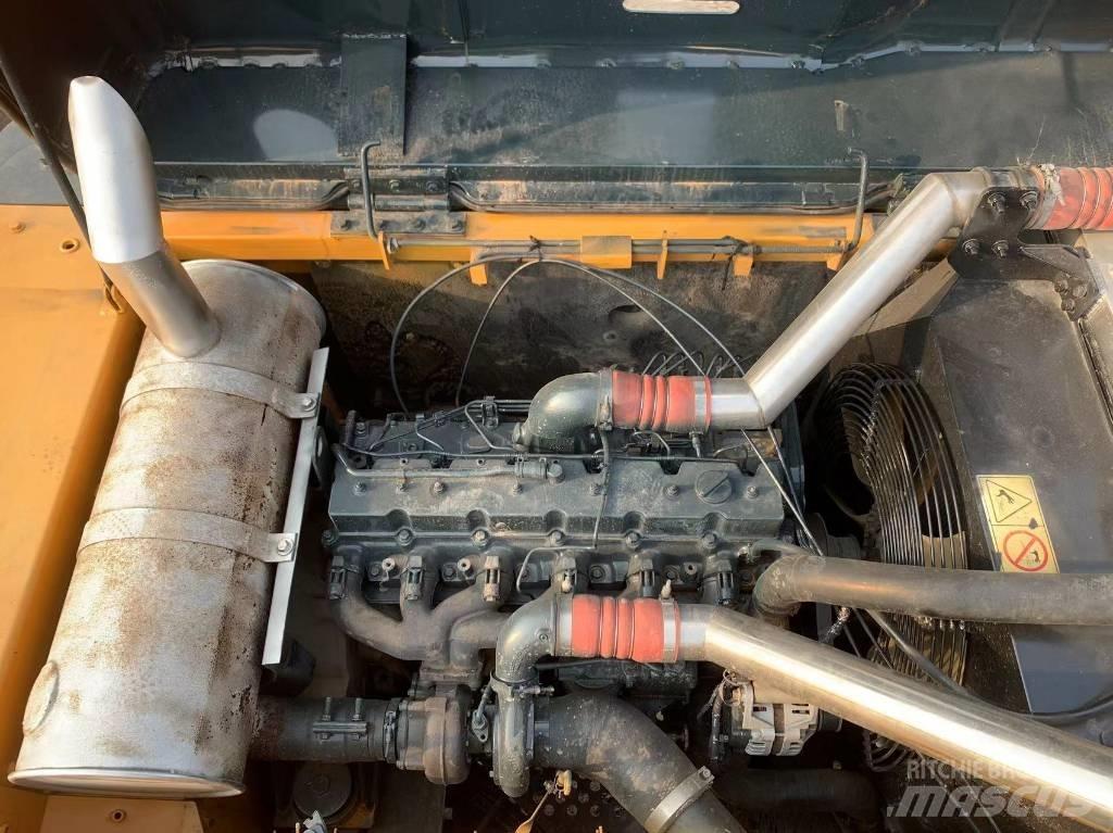 Hyundai 305LC-9T حفارات زحافة