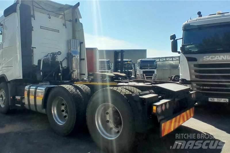 Volvo FH 440 شاحنات أخرى