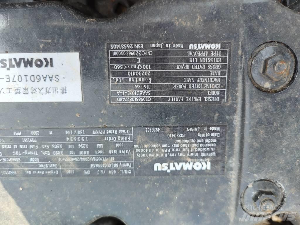 Komatsu PC 200-8N1 حفارات زحافة
