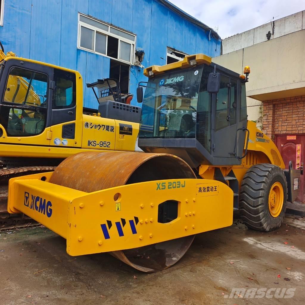 XCMG XS 203 J مداحل أحادية الأسطوانة